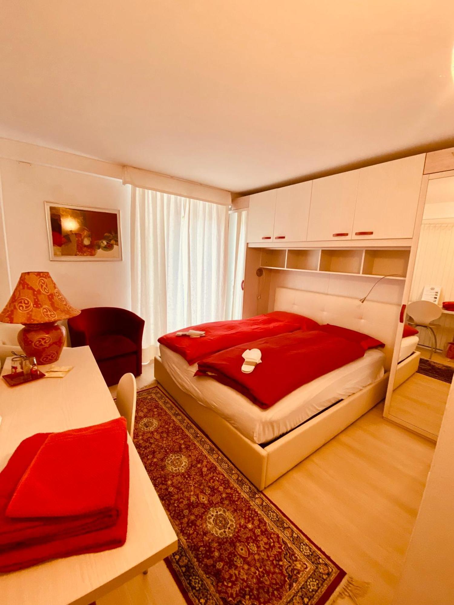 Grotto Flora De Charme Bed & Breakfast Bigogno