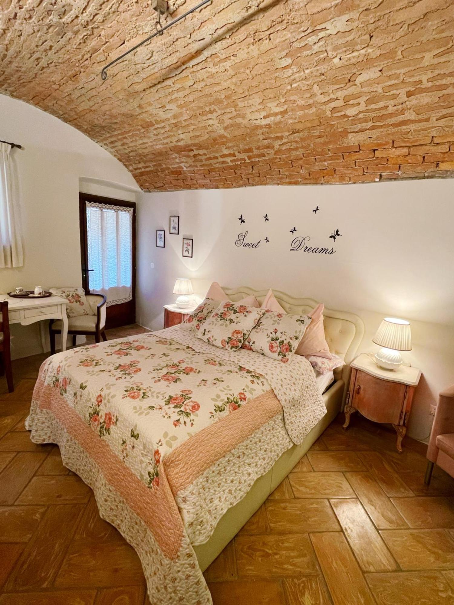 Bed & Breakfast Grotto Flora De Charme 3*